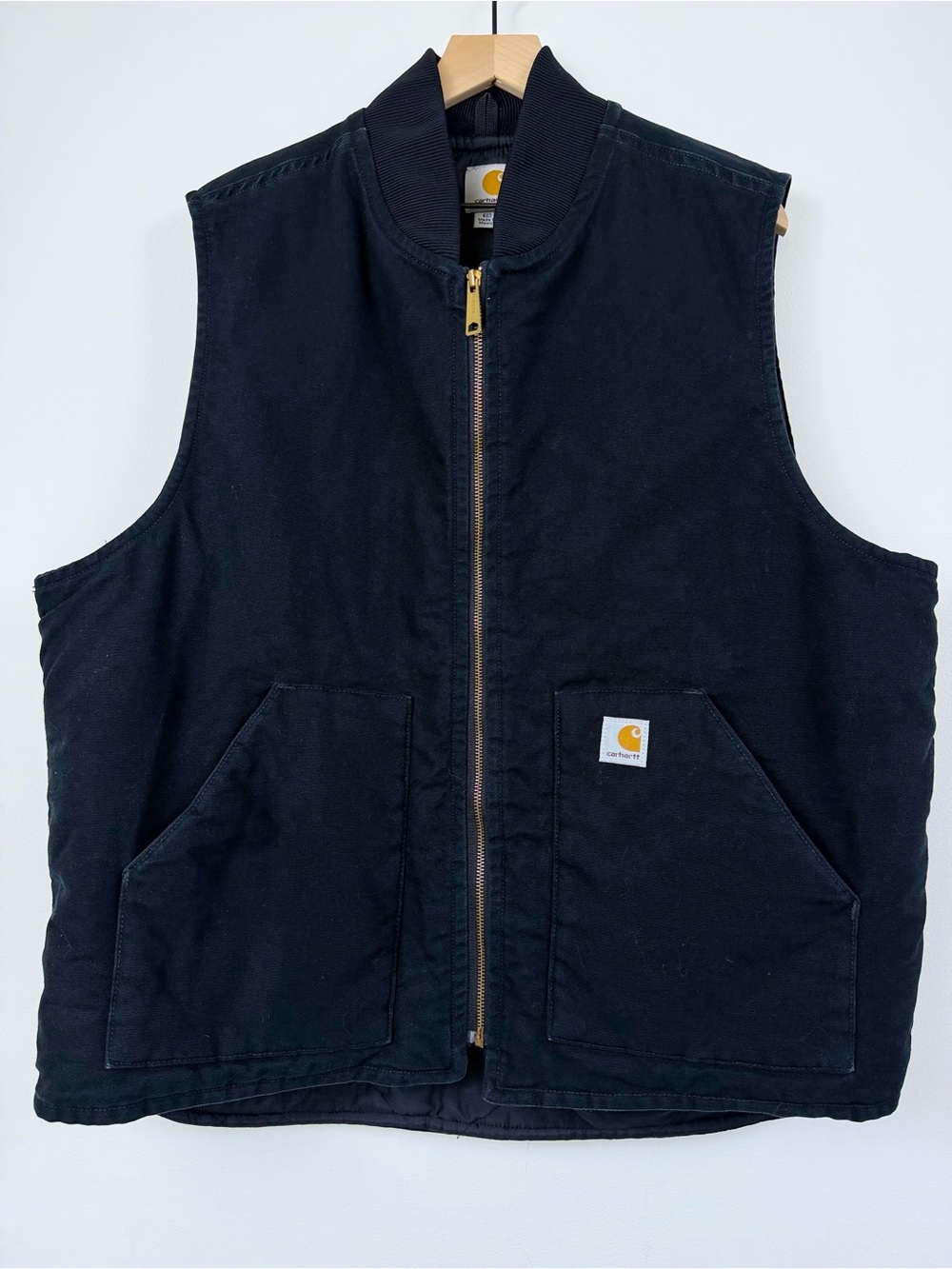 Carhartt V01 BLK Insulated Duck Vest Men’s Black Workwear
